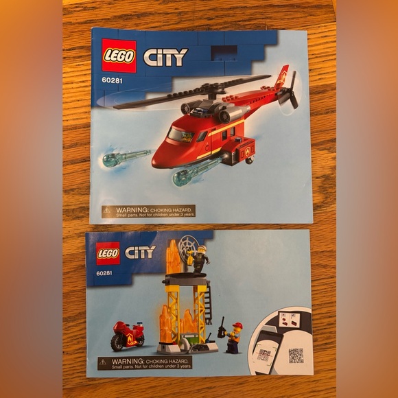 Lego Town Fire Rescue Helicopter (60281) - Picture 5 of 6